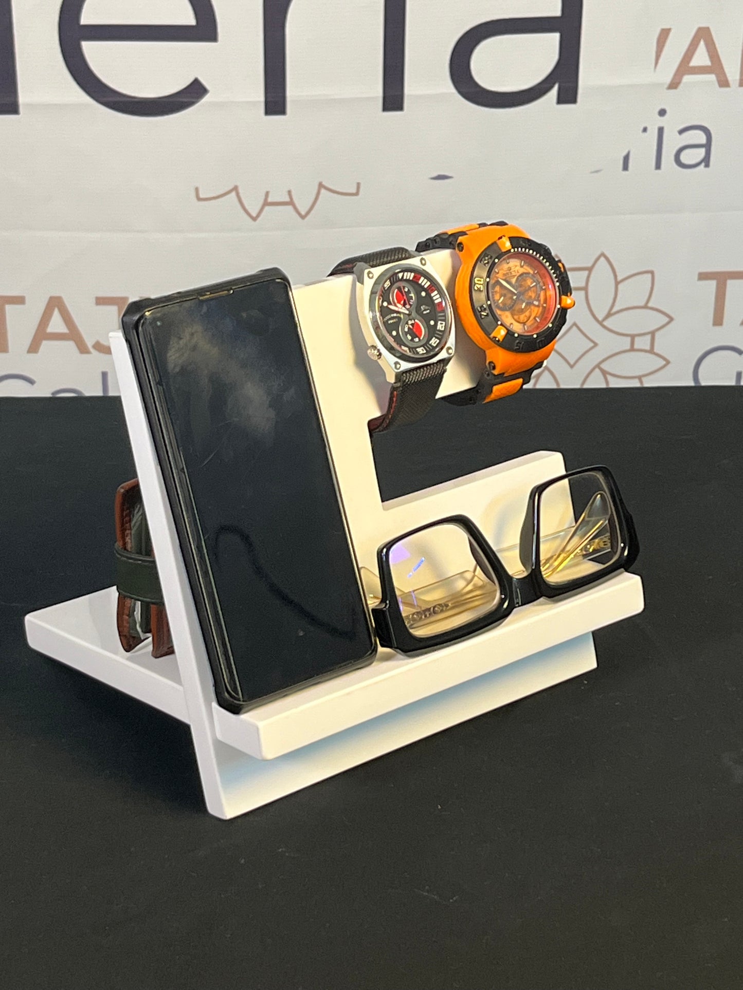 TJR-116, Acrylic dock station